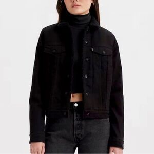 LEVI’S Black Sherpa-Lined Denim Trucker Jacket